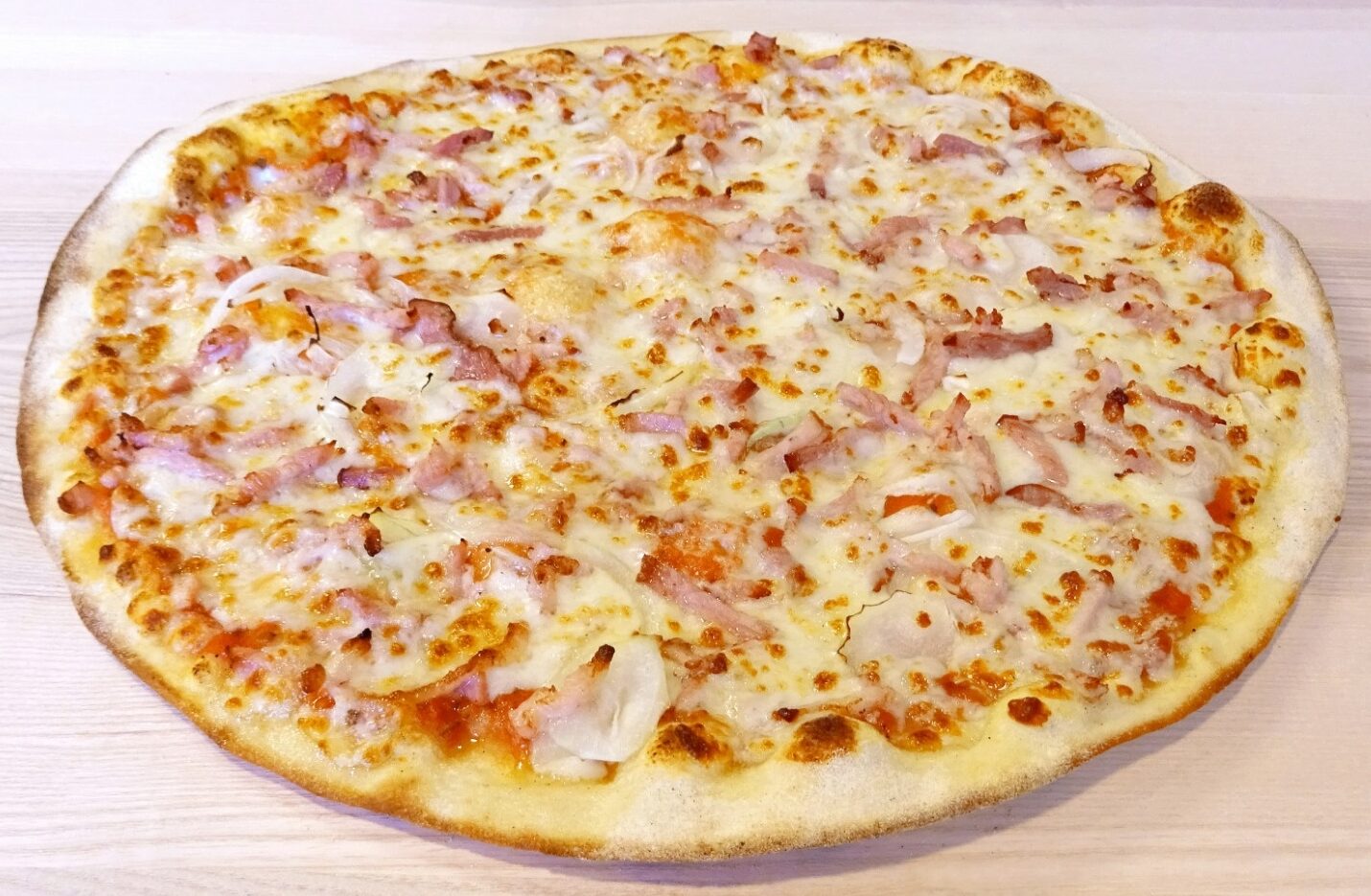 Mamoudzou : un livreur de pizzas se fait agresser et voler son scooter