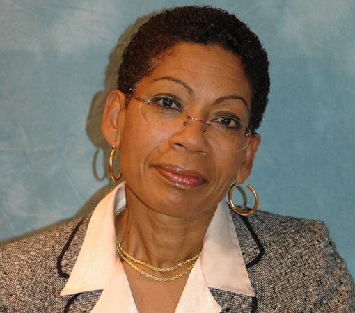 La ministre accepte un entretien télévisé avec Kwezi