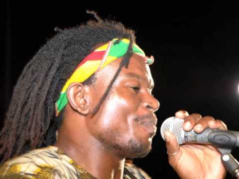 Lathéral en concert gratuit à Tsoundzou