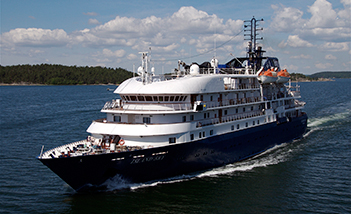 90 croisiéristes du MS Island Sky en visite escale à Mayotte