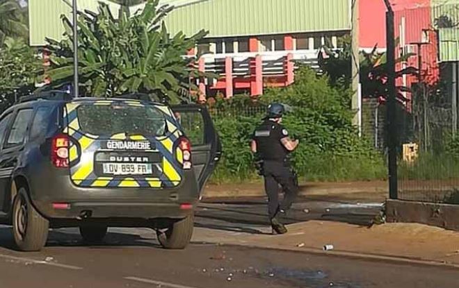 2 caillasseurs agresseurs de Kahani interpellés