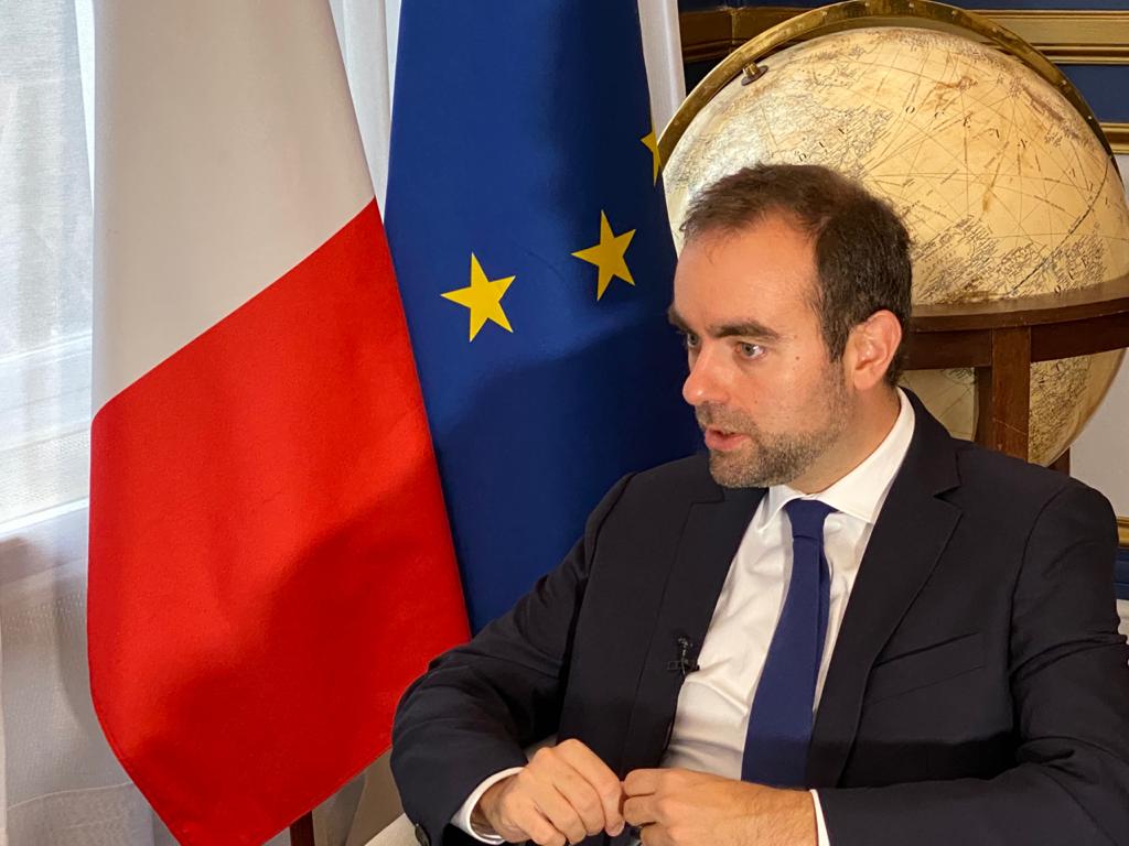 Sébastien Lecornu en direct avec les maires de Mayotte : 1 ministre 2.0 ?