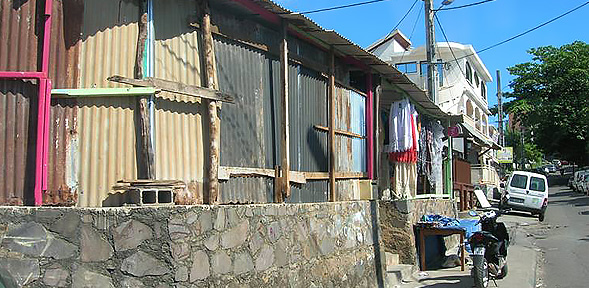 Le Préfet lance la concertation autour du Plan logement Outre-mer à Mayotte