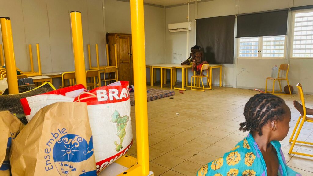 Une vingtaine de migrants occupent le LPO de Kawéni et attendent d'être relogés 4 lpo kaweni occupation migrants
