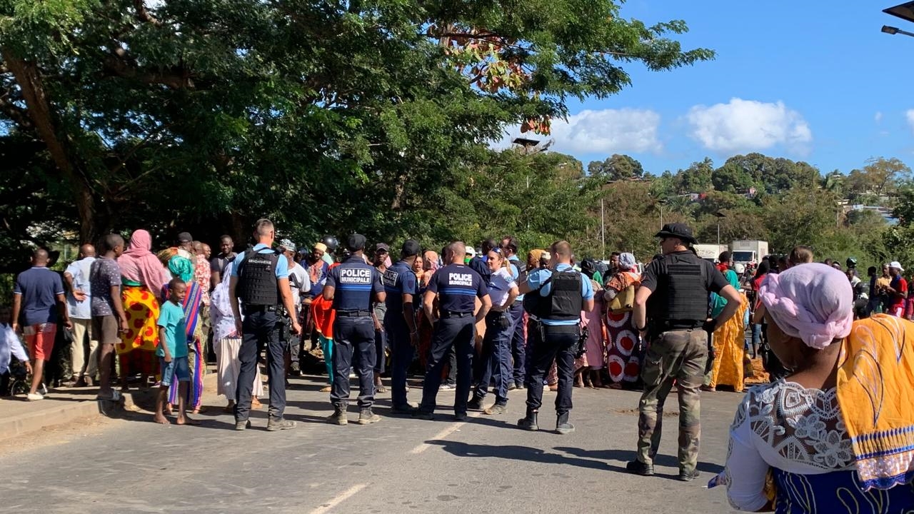 Situation tendue sur la route de Majicavo