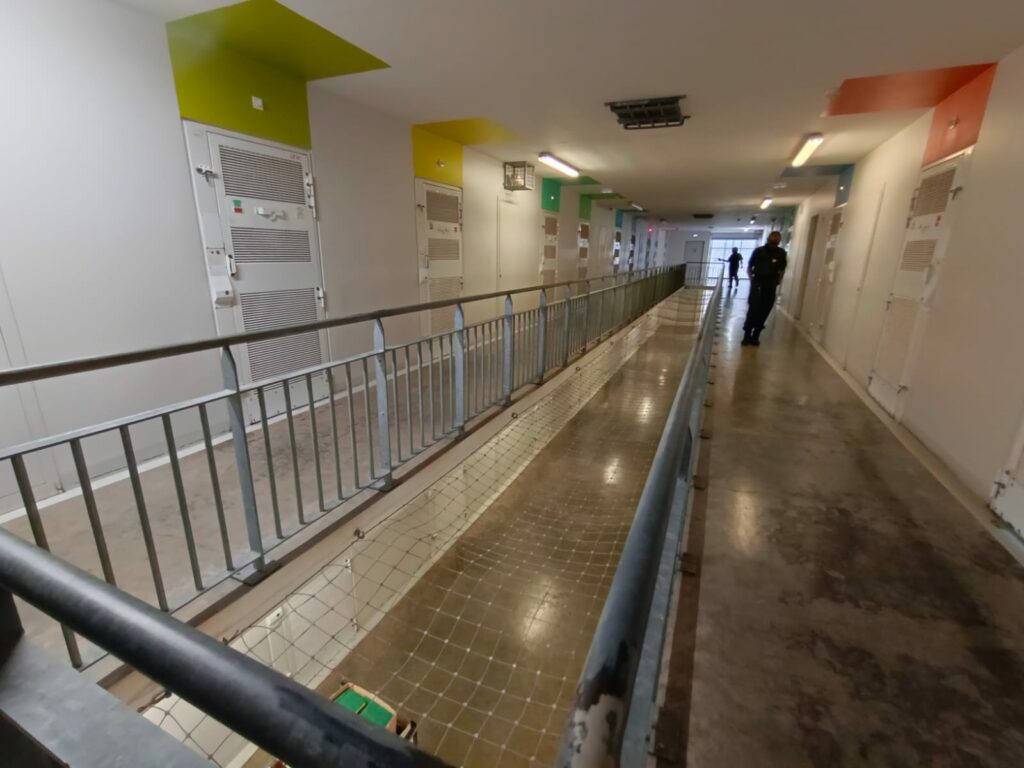 majicavo. 24740688 408D 4C4B AA25 767390AC8E82