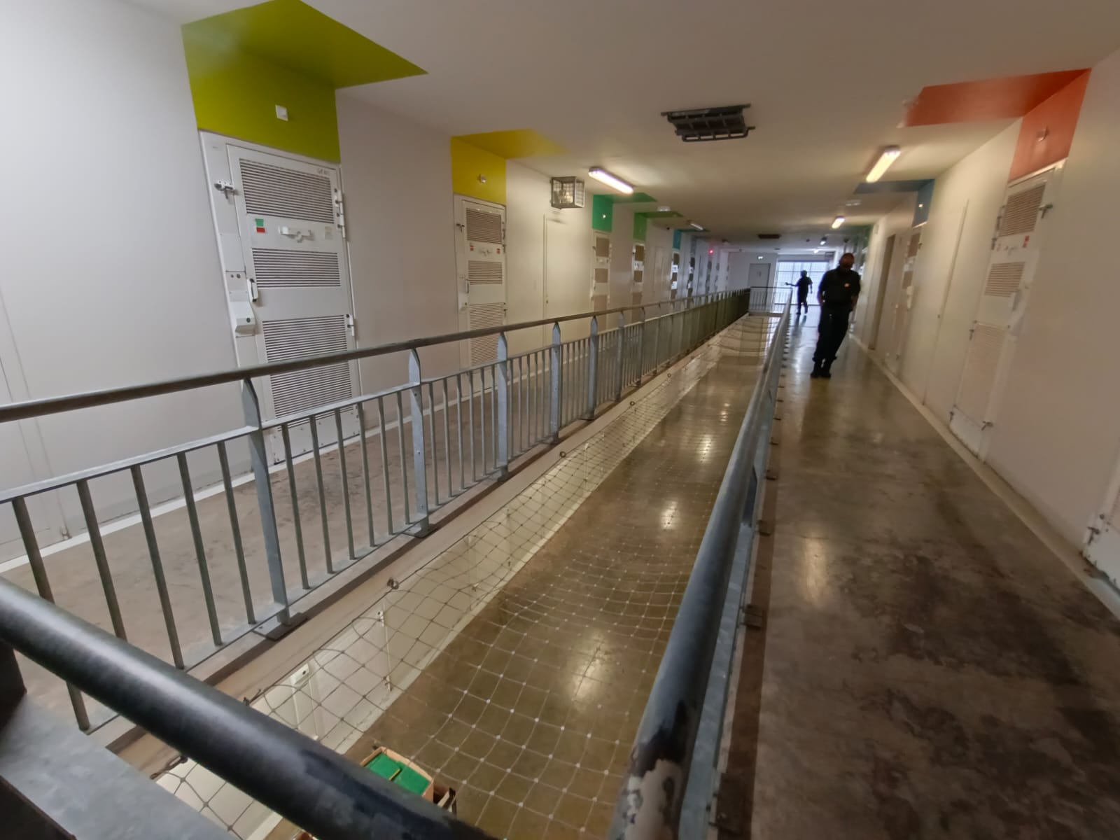 L’émeute à la prison est circonscrite, le retour à la normale est en cours