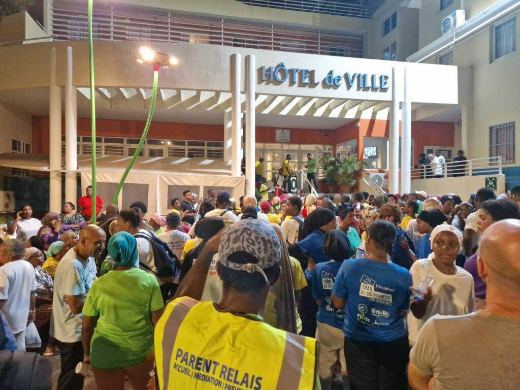 mamoudzou by night photo