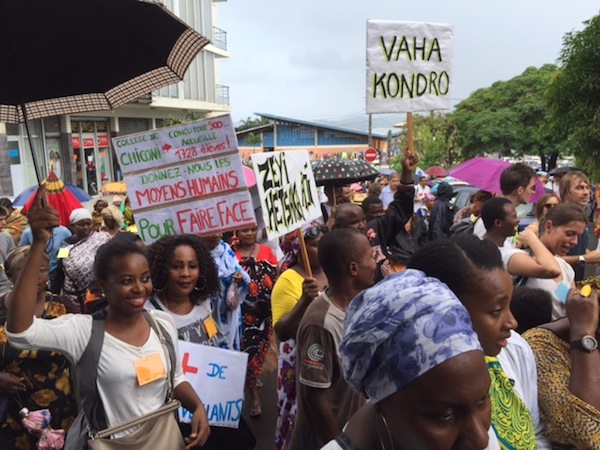 Violences à l’école : “Donnez-nous des moyens humains” (vidéo)