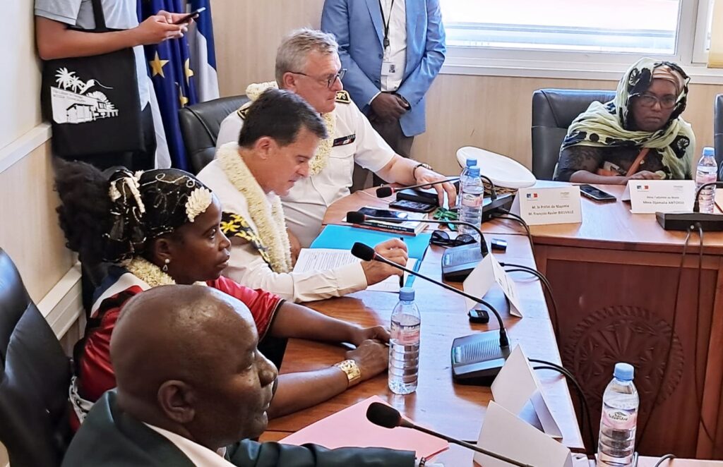 manuel valls mairie chirongui