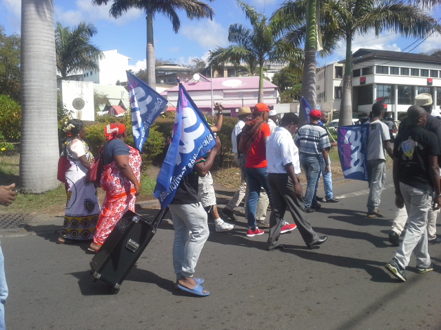 Les grévistes du CD rebroussent chemin