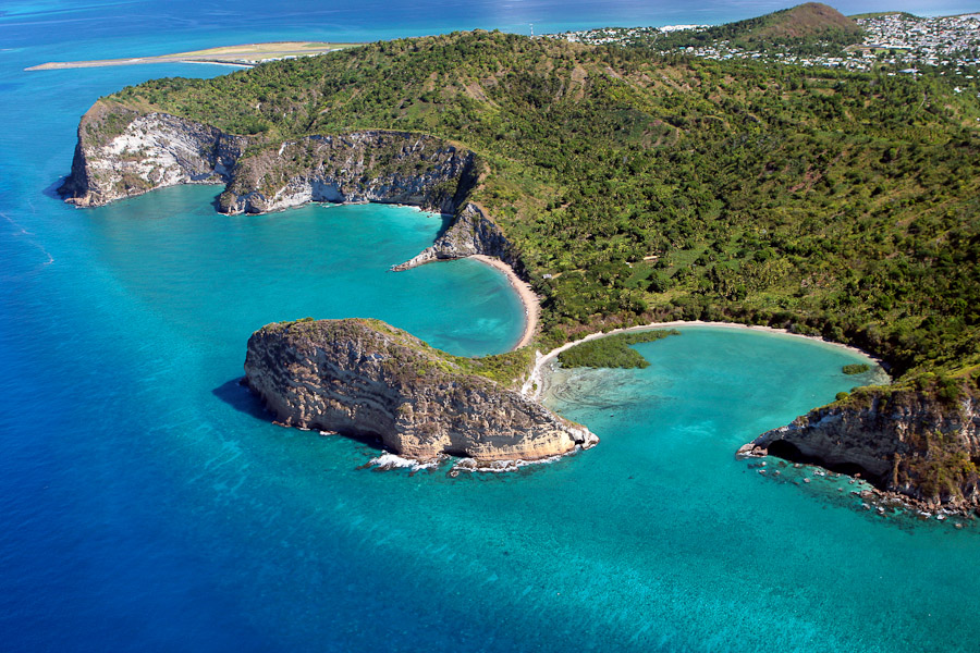 Le paysage idyllique de Mayotte oublié du paysage politique