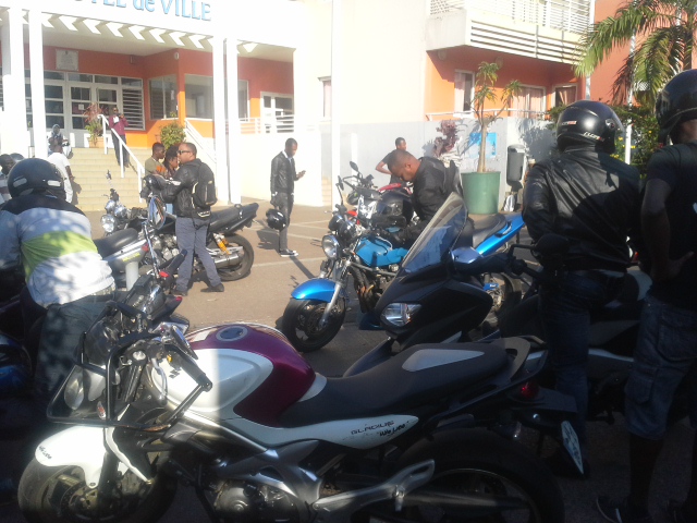 Après la minute de silence : la Mairie