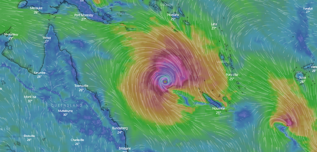 Alerte cyclonique maximale et risque de tsunami en Nouvelle-Calédonie