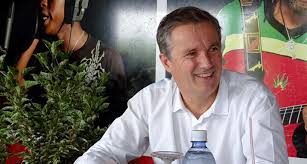 Nicolas Dupont-Aignan en direct écran au 5/5