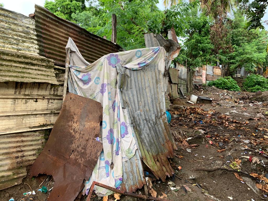 Une bande sauvage que l’on croyait démantelée fait un retour en fanfare en Petite Terre