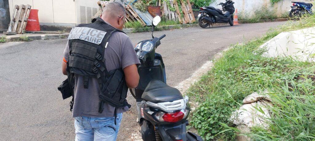 operation police moto taxi FB Police