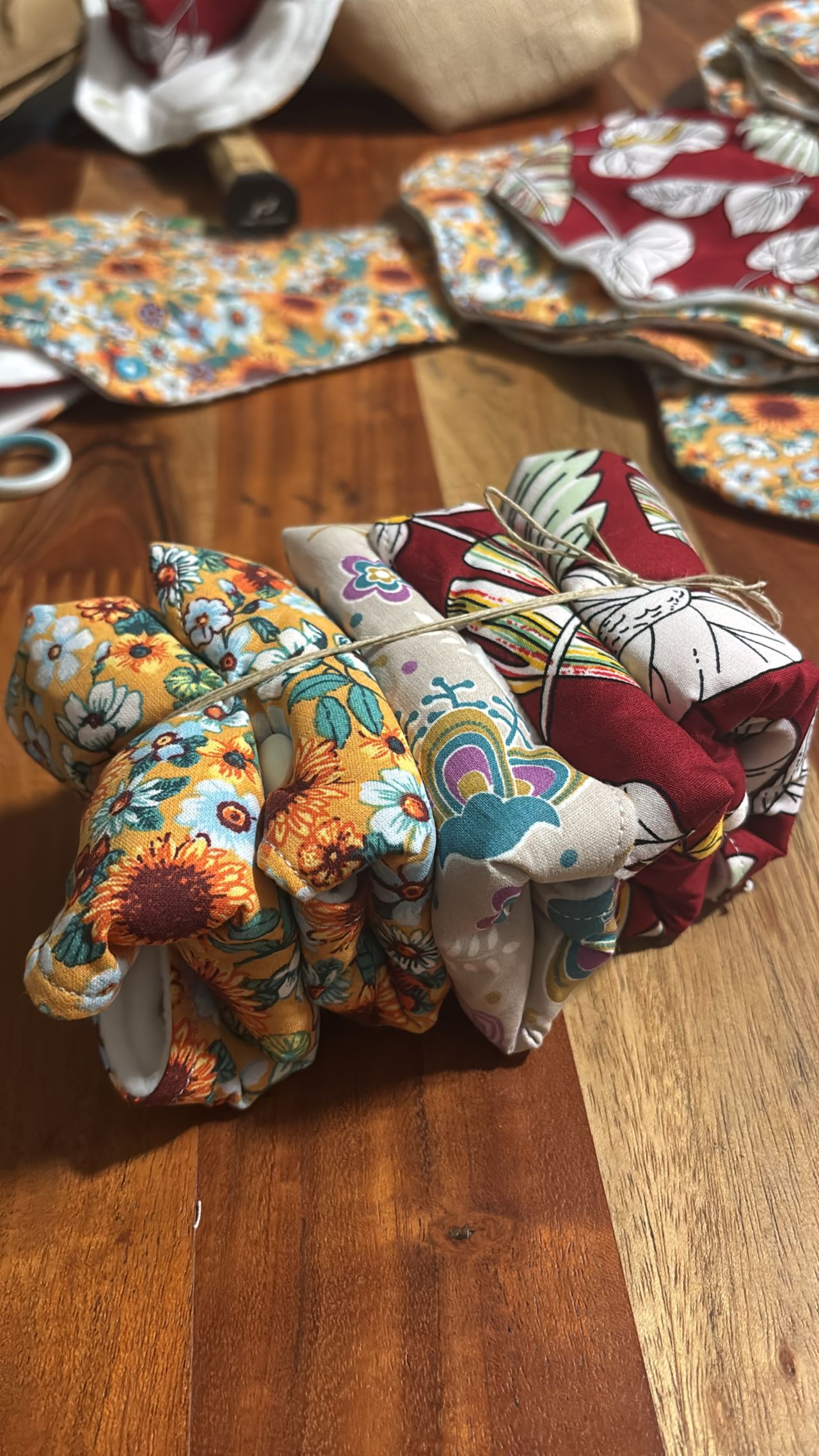 Une Mahoraise lance SUHA, des serviettes hygiéniques lavables fabriquées localement et vendues à prix accessibles