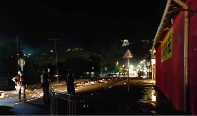 Un nouveau degré de violence franchi avec des pillages dans des commerces