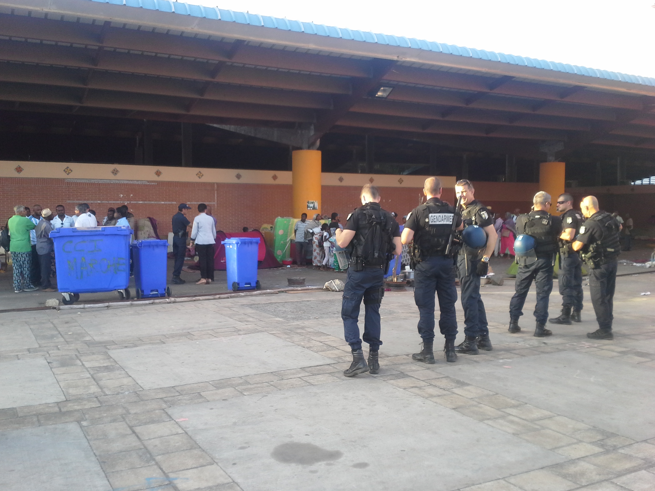 La place de la République se vide des expulsés