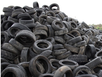 Accident par jet de pneu