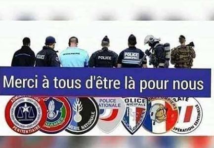 La population intervient pour venir en aide aux gendarmes agressés