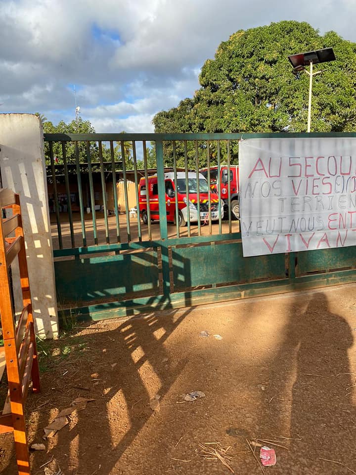 Les pompiers de Kahani se mettent de nouveau en grève