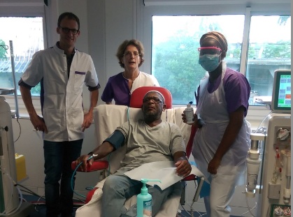 Le nouveau centre de dialyse de Mramadoudou accueille son premier patient