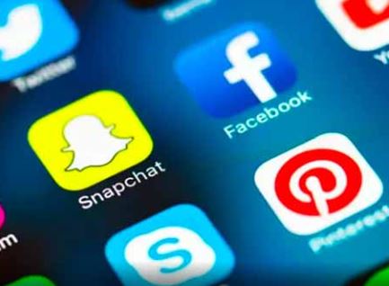 Les réseaux sociaux, fosses septiques de l’information en pleine pandémie