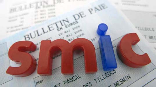 Le SMIG net mensuel mahorais au niveau du SMIC national