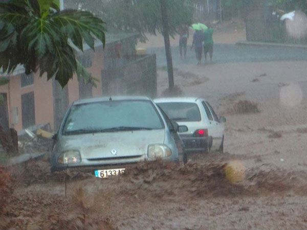 La ministre arrive avec plus de 4 millions dans les valises.