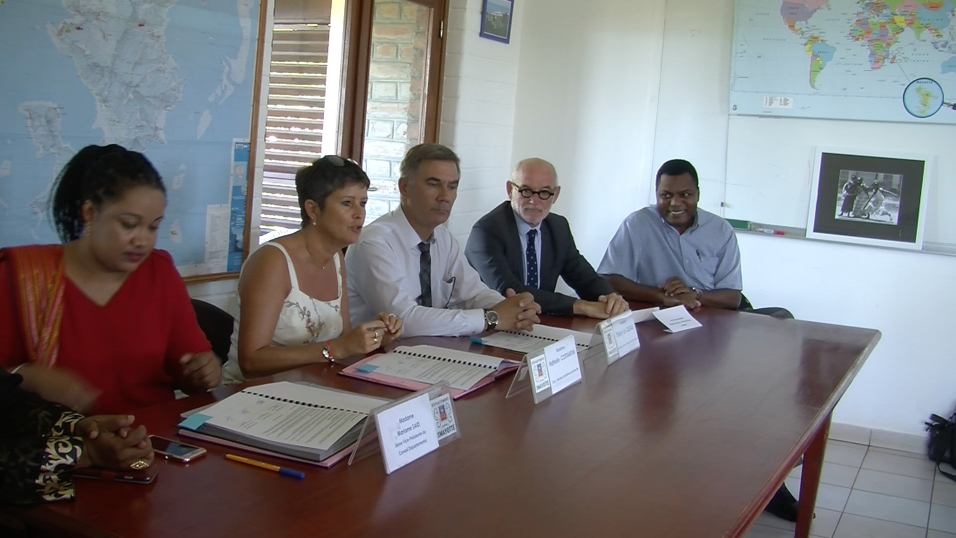 Signature de la convention du CFA à Mayotte