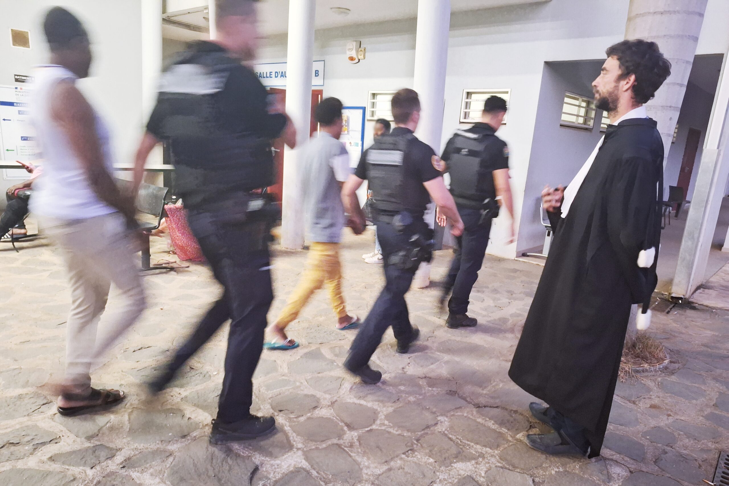 Des membres d’un réseau de passeurs à Mayotte condamnés par la justice