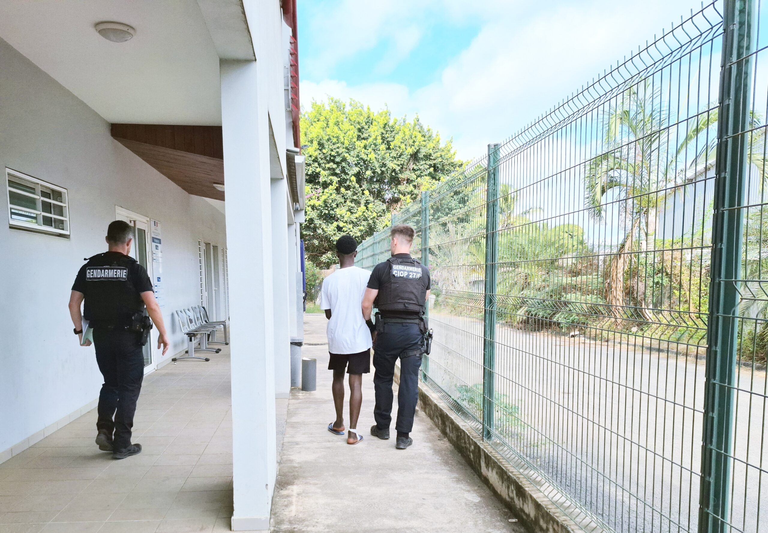 Un jeune de 18 ans s’évade pendant sa garde à vue