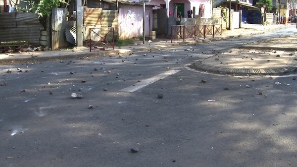 Tsoundzou 1 : une pluie de grenades lacrymogènes