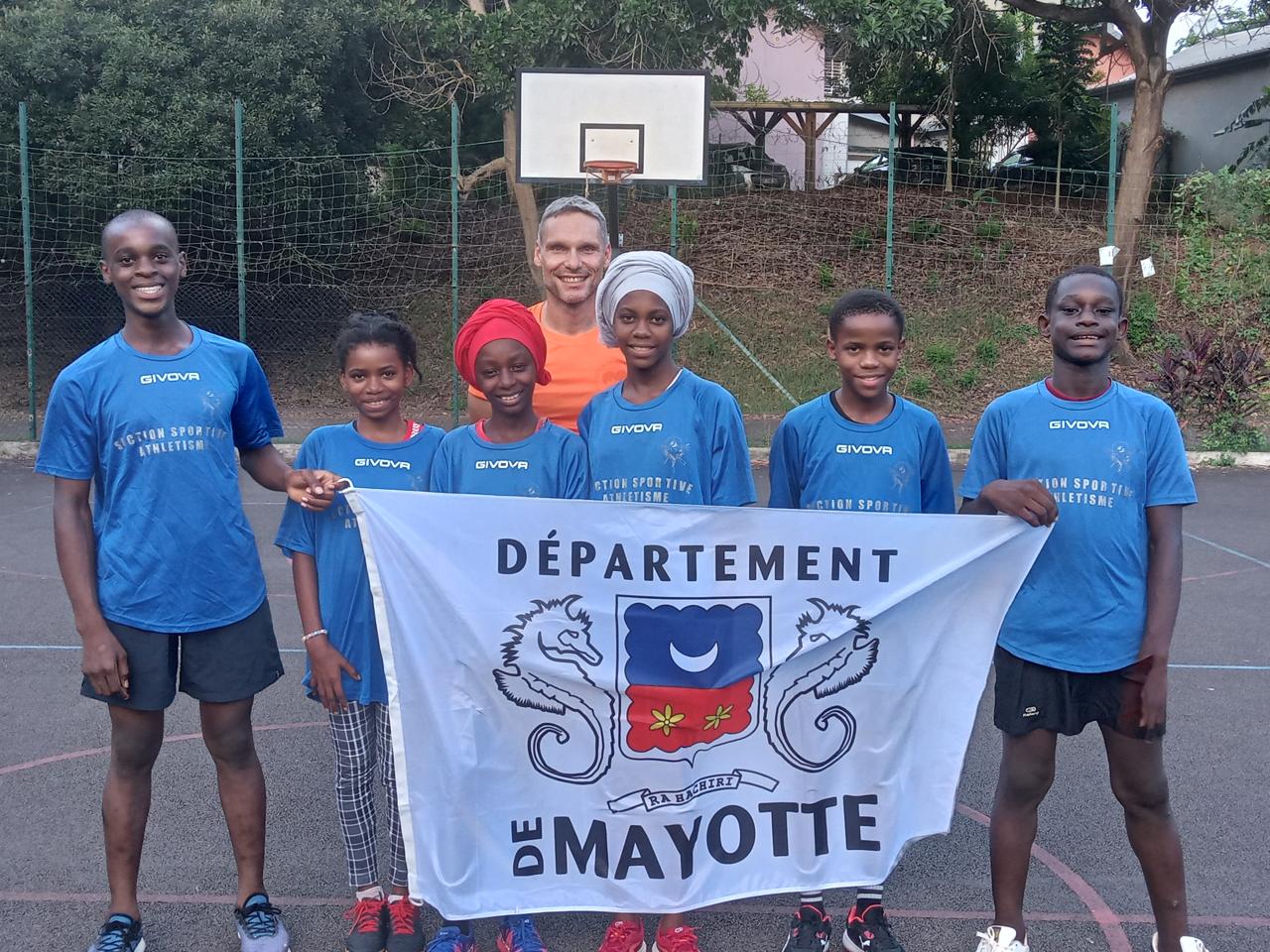 6 élèves du collège de Passamainty aux championnats de France UNSS de cross