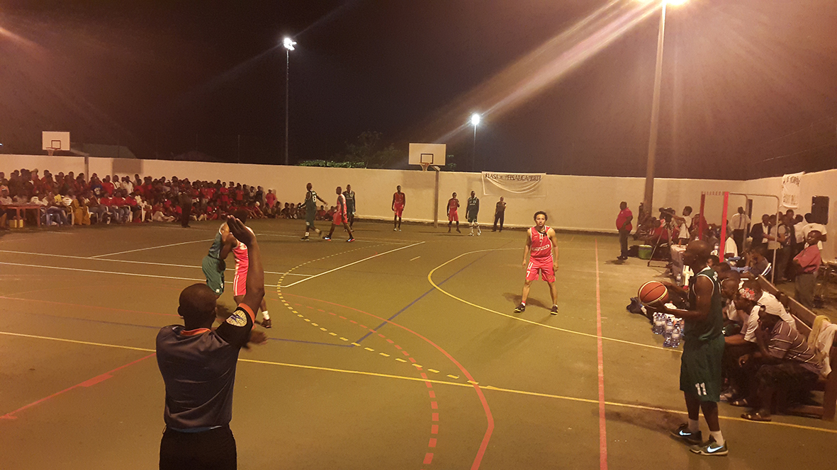 BASKET masculin / Coupe de France régionale : Vautour domine le 1er quart temps