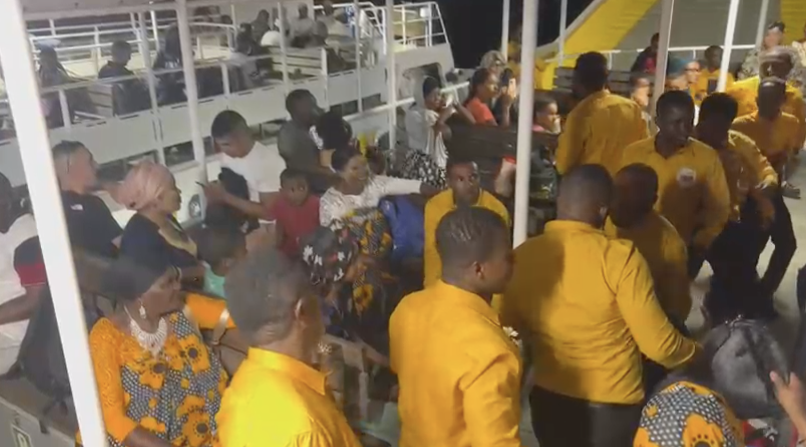 Le 5/5 fait vibrer jusqu’à la barge (video)