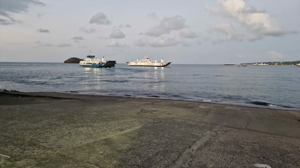 barge en petite terre. IMG 20241103 WA0087 scaled 1