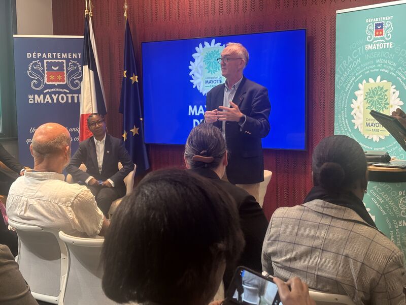 Mayotte Debout lance son cycle à Paris en réunissant élus, experts et diaspora autour de la refondation 2026–2031