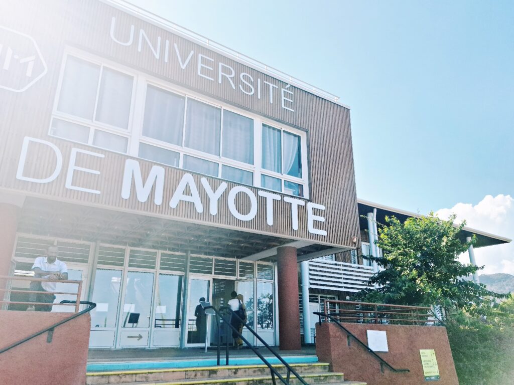 Rentrée universitaire sous tension 3 universite de mayotte