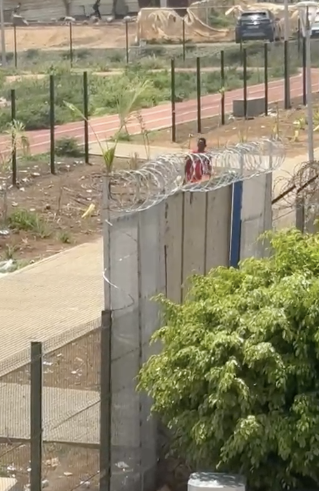 Tensions autour du lycée des Lumières (vidéo)