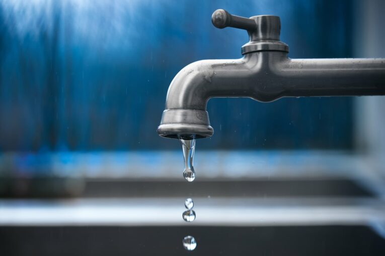 Des restrictions d’eau très sévères en octobre le temps des travaux de l’usine