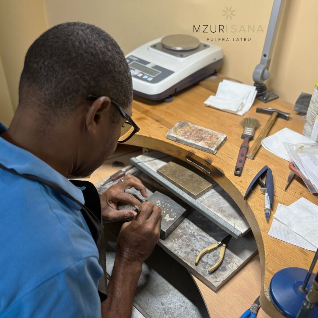 PHOTO 2025 11 18 20 32 41