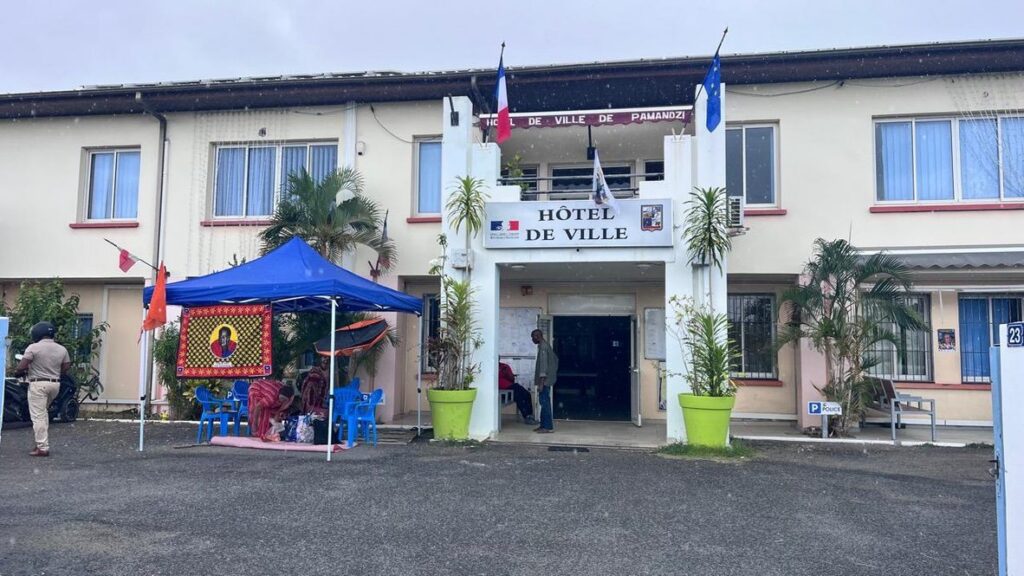 perturbation services publics grève CCAS Mayotte