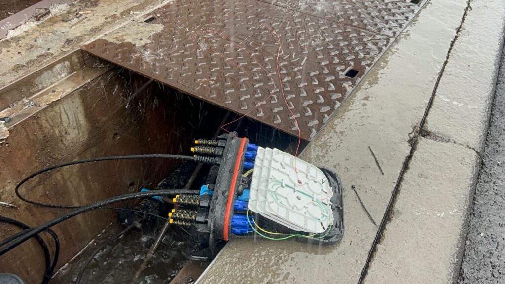 La fibre SFR arrive enfin dans les foyers mahorais 1 WhatsApp Image 2025 11 26 at 07.48.32 2