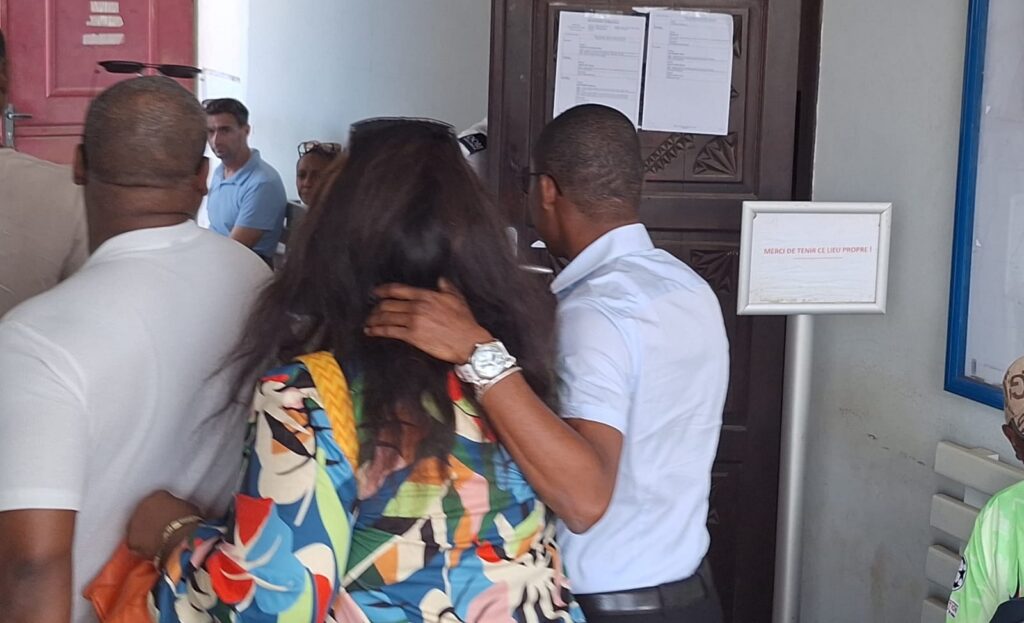 PHOTO 2025 12 16 08 12 30