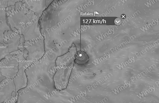 PHOTO 2025 12 28 10 16 59