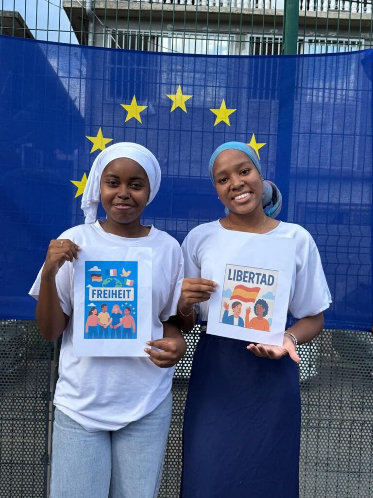 Des jeunes mahorais de Fuz’Ellipse à la découverte de l’Europe 1 WhatsApp Image 2025 12 10 at 12.10.03