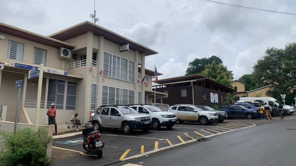 Un policier reconnaît ses biens volés lors d’une interpellation